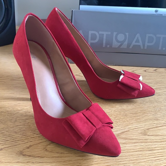 Red 4” heel with bow ▪️ - Picture 3 of 7